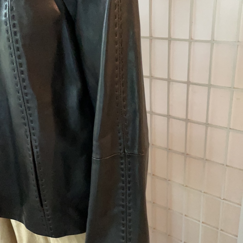 Vintage Soft Black Leather Flared Jacket  Sz Small - Picture 6 of 8